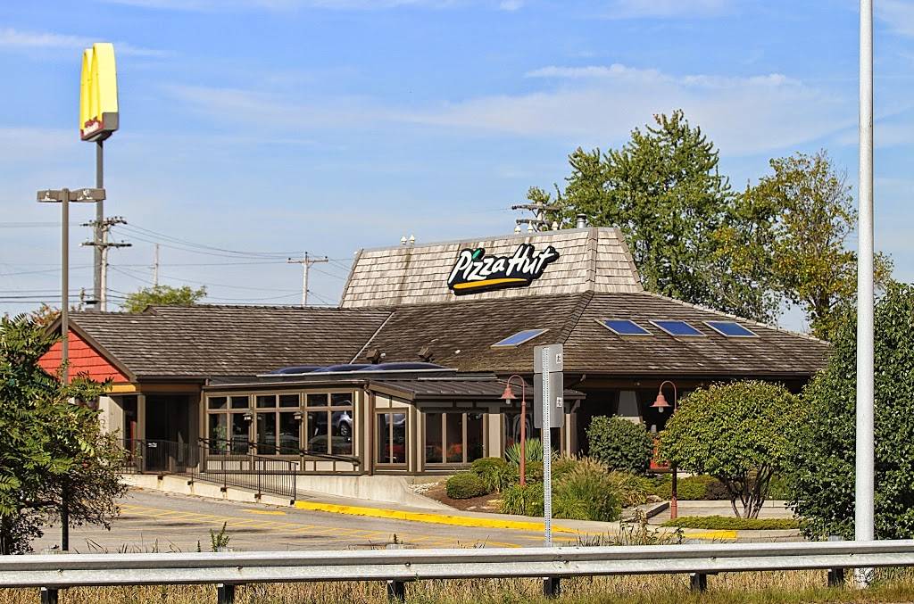 Pizza Hut | restaurant | 101 Frontage Rd, Columbia City, IN 46725, USA | 2602482566 OR +1 260-248-2566