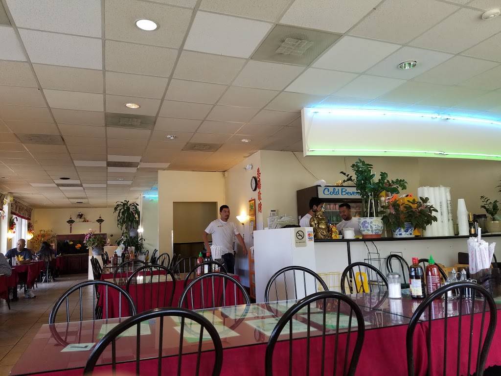 Pho Hoa Noodle Soup | Charlotte | restaurant | 3000 Central Ave, Charlotte, NC 28205, USA | 7045367110 OR +1 704-536-7110