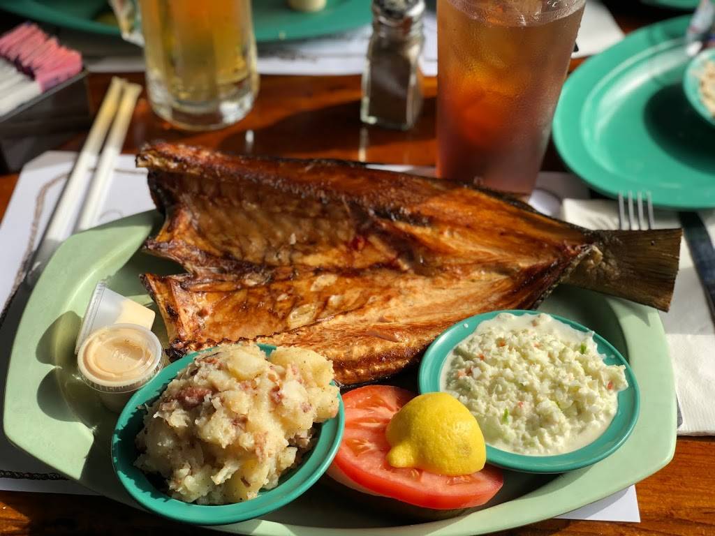 Ted Peters Famous Smoked Fish | restaurant | 1350 Pasadena Ave S, St. Petersburg, FL 33707, USA | 7273817931 OR +1 727-381-7931