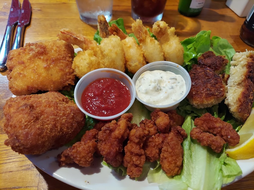 Shuckers Oyster Bar | restaurant | 4814 SE Hwy 101, Lincoln City, OR 97367, USA | 5419969800 OR +1 541-996-9800