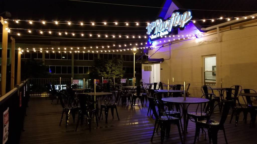 The Rooftop Food & Drinks | restaurant | 112 NW Martin Luther King Jr Blvd, Evansville, IN 47708, USA | 8125501599 OR +1 812-550-1599