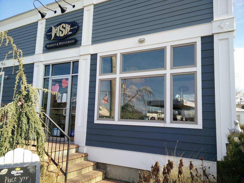 The Fish Store | restaurant | 836 Montauk Hwy, Bayport, NY 11705, USA | 6314723018 OR +1 631-472-3018