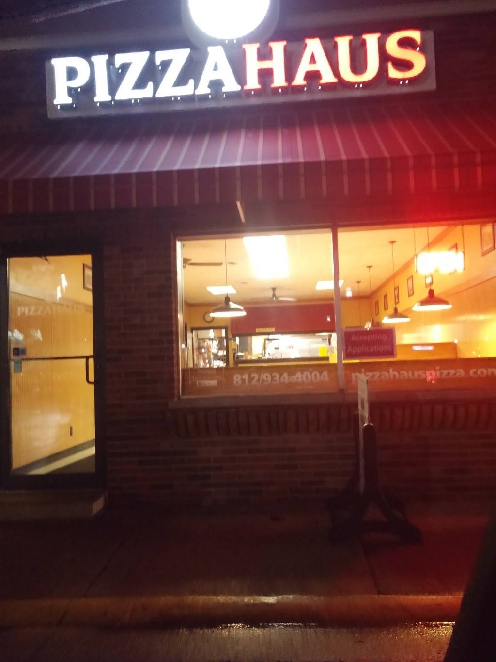 Pizza Haus Inc | restaurant | 104 E Boehringer St, Batesville, IN 47006, USA | 8129344004 OR +1 812-934-4004