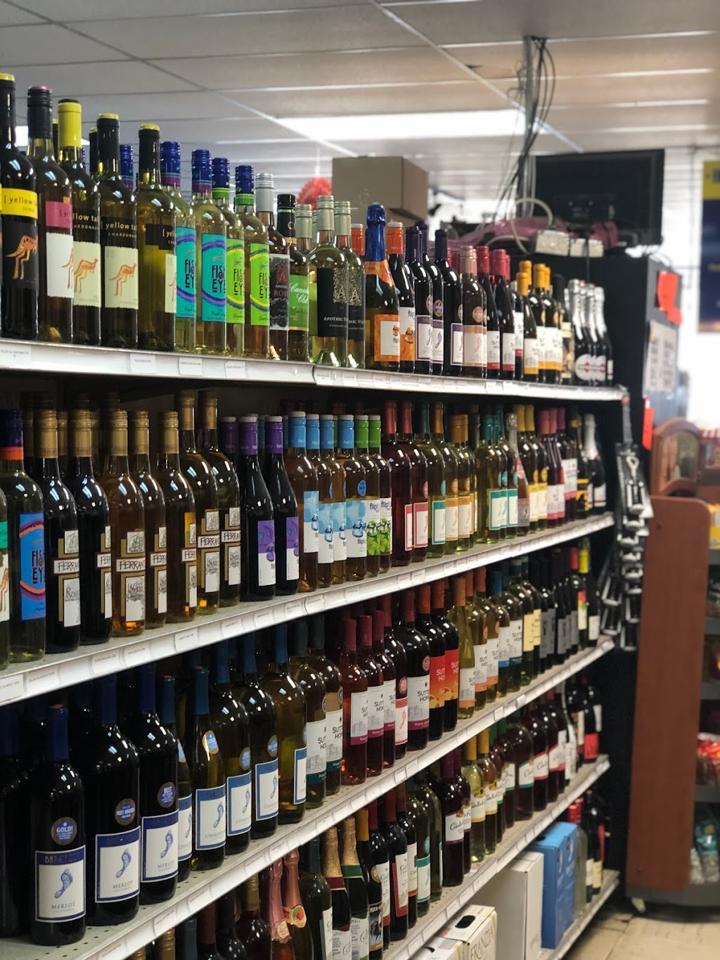 Harrys Food Mart 1 | meal takeaway | 33 W Walnut Ave, Painesville, OH 44077, USA | 4403520496 OR +1 440-352-0496