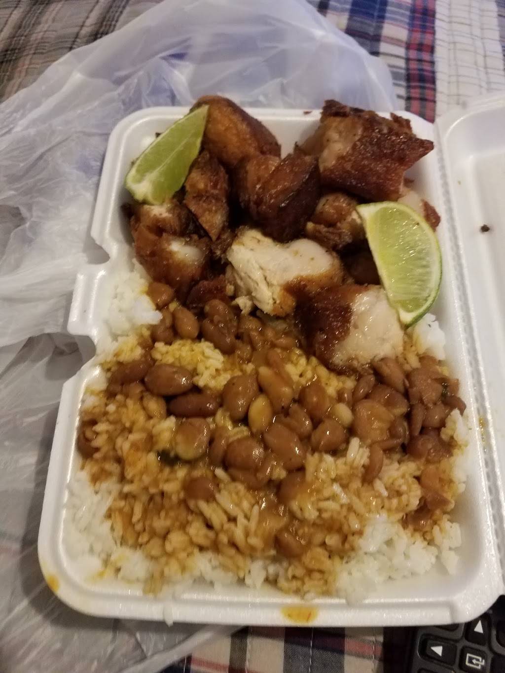 Rey Del Pollo | restaurant | 111 Blue Hill Avenue, Boston, MA 02119, USA | 6176528172 OR +1 617-652-8172