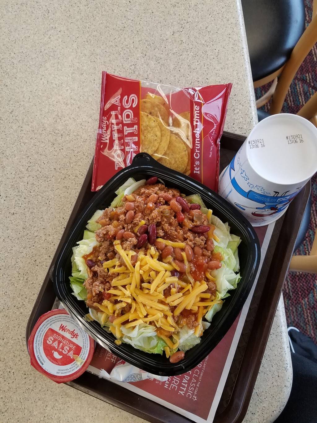 Wendys | restaurant | 15600 W Commerce Rd, Daleville, IN 47334, USA | 7653784764 OR +1 765-378-4764