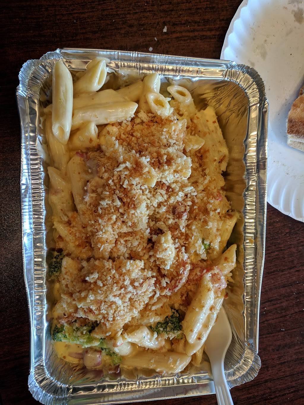 Schoolhouse Pizza | meal delivery | 3 School St, Quincy, MA 02169, USA | 6177444811 OR +1 617-744-4811