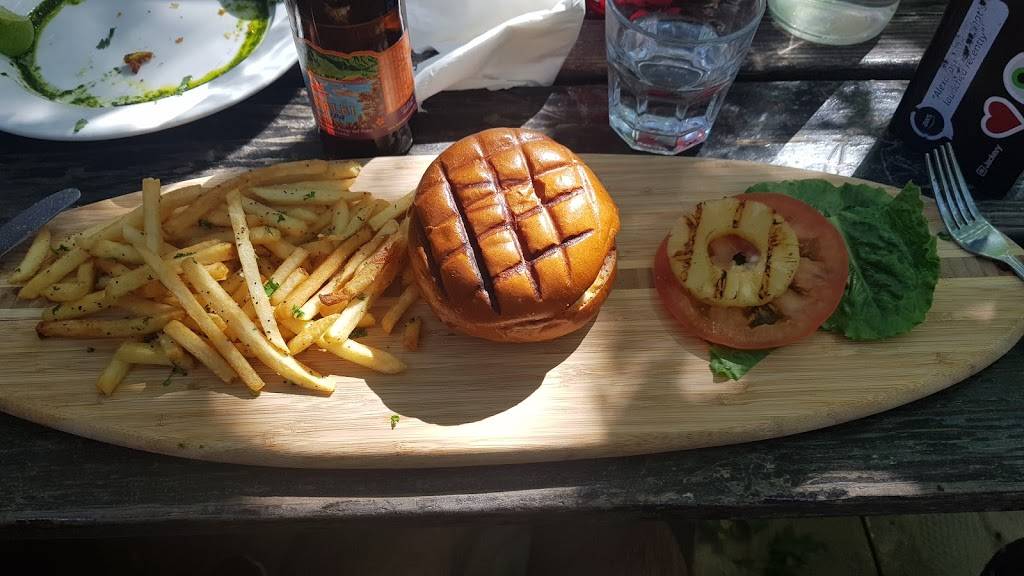 Surf Bar | restaurant | 139 N 6th St, Brooklyn, NY 11249, USA | 7183024441 OR +1 718-302-4441