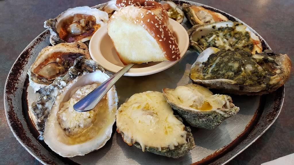 SHUCKS! | restaurant | 701 W Port St, Abbeville, LA 70510, USA | 3378983311 OR +1 337-898-3311