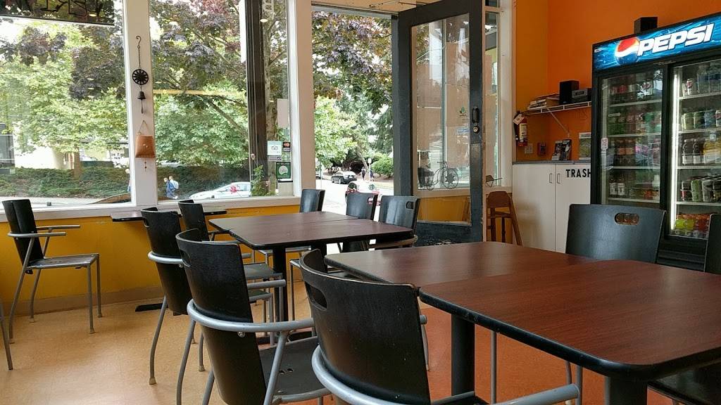 Teriyaki Madness | restaurant | 10600 NE 68th St b, Kirkland, WA 98033, USA | 4258276377 OR +1 425-827-6377