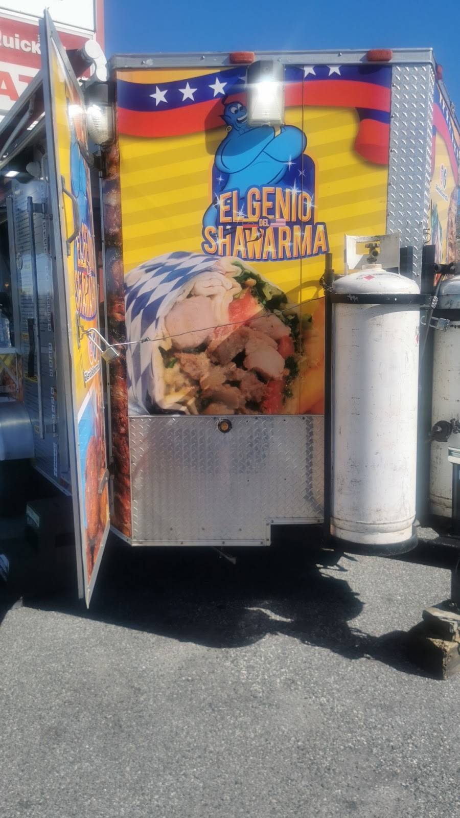 El genio del Shawarma 2 | restaurant | 11203 S Orange Blossom Trail, Orlando, FL 32837, USA | 7864510068 OR +1 786-451-0068