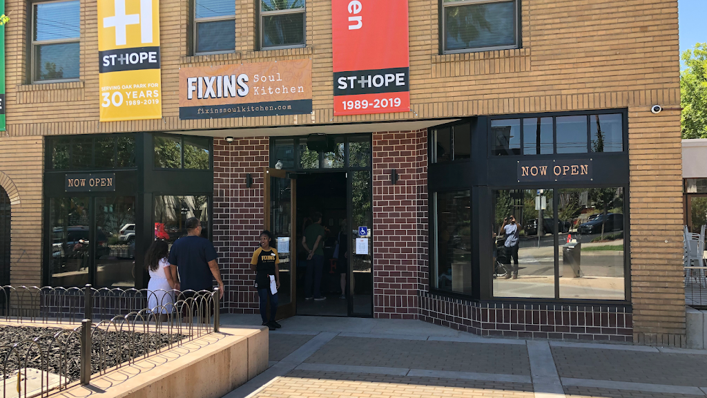 Fixins Soul Kitchen | restaurant | 3428 3rd Ave, Sacramento, CA 95817, USA | 9169997685 OR +1 916-999-7685