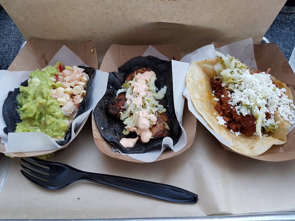 Pour Vida Latin Flavor | restaurant | 185 W Center Street Promenade, Anaheim, CA 92805, USA | 6572083889 OR +1 657-208-3889