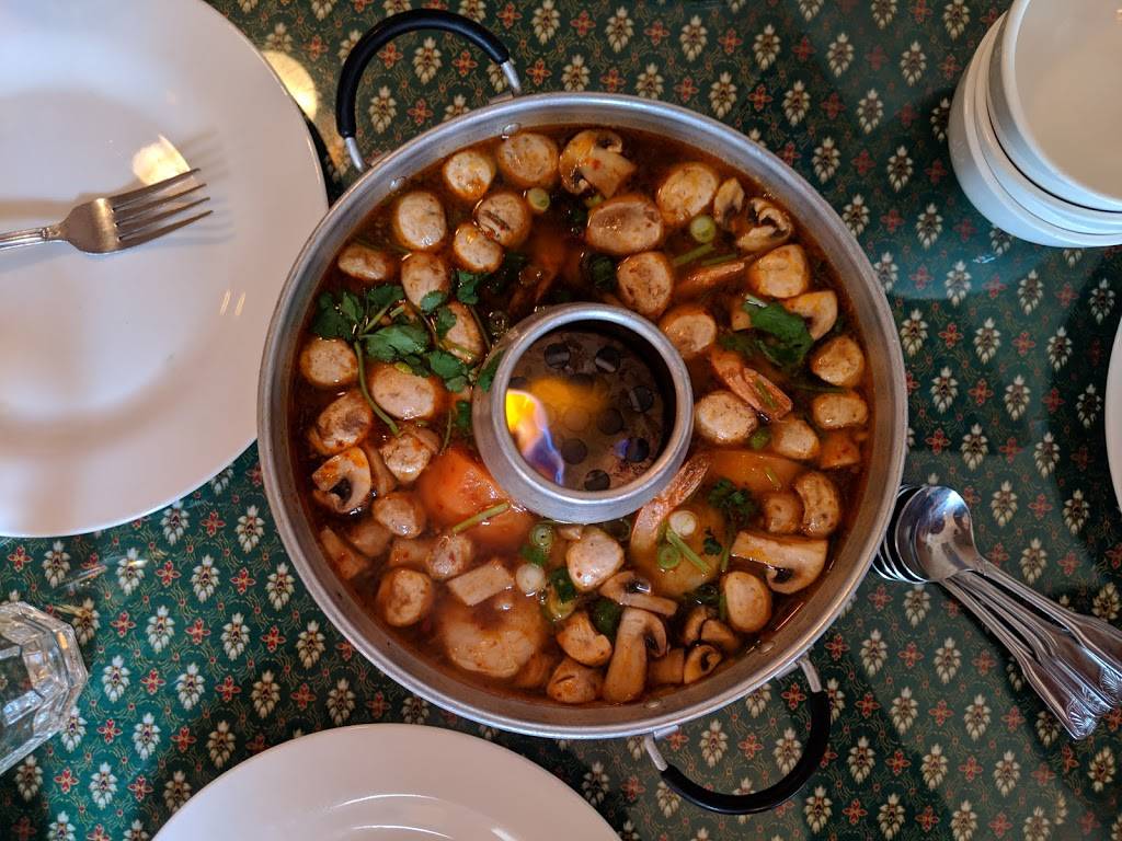 Real Thai Kitchen | restaurant | 1632 Seabright Ave, Santa Cruz, CA 95062, USA | 8314272559 OR +1 831-427-2559