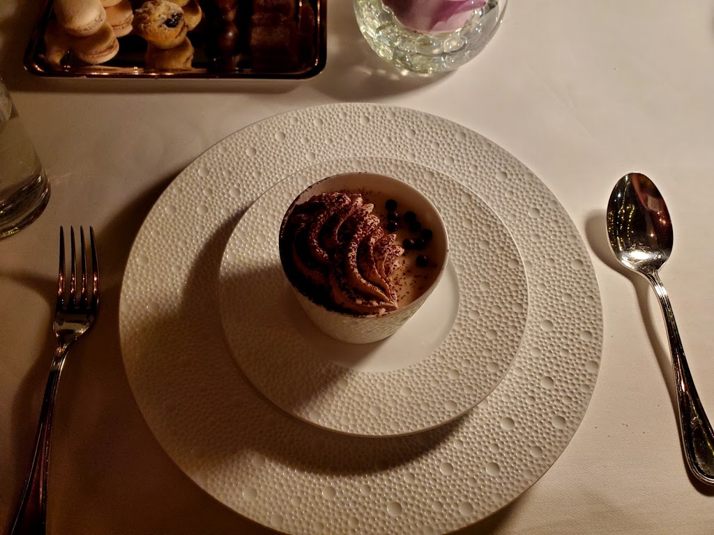 Charleston | restaurant | 1000 Lancaster St, Baltimore, MD 21202, USA | 4103327373 OR +1 410-332-7373