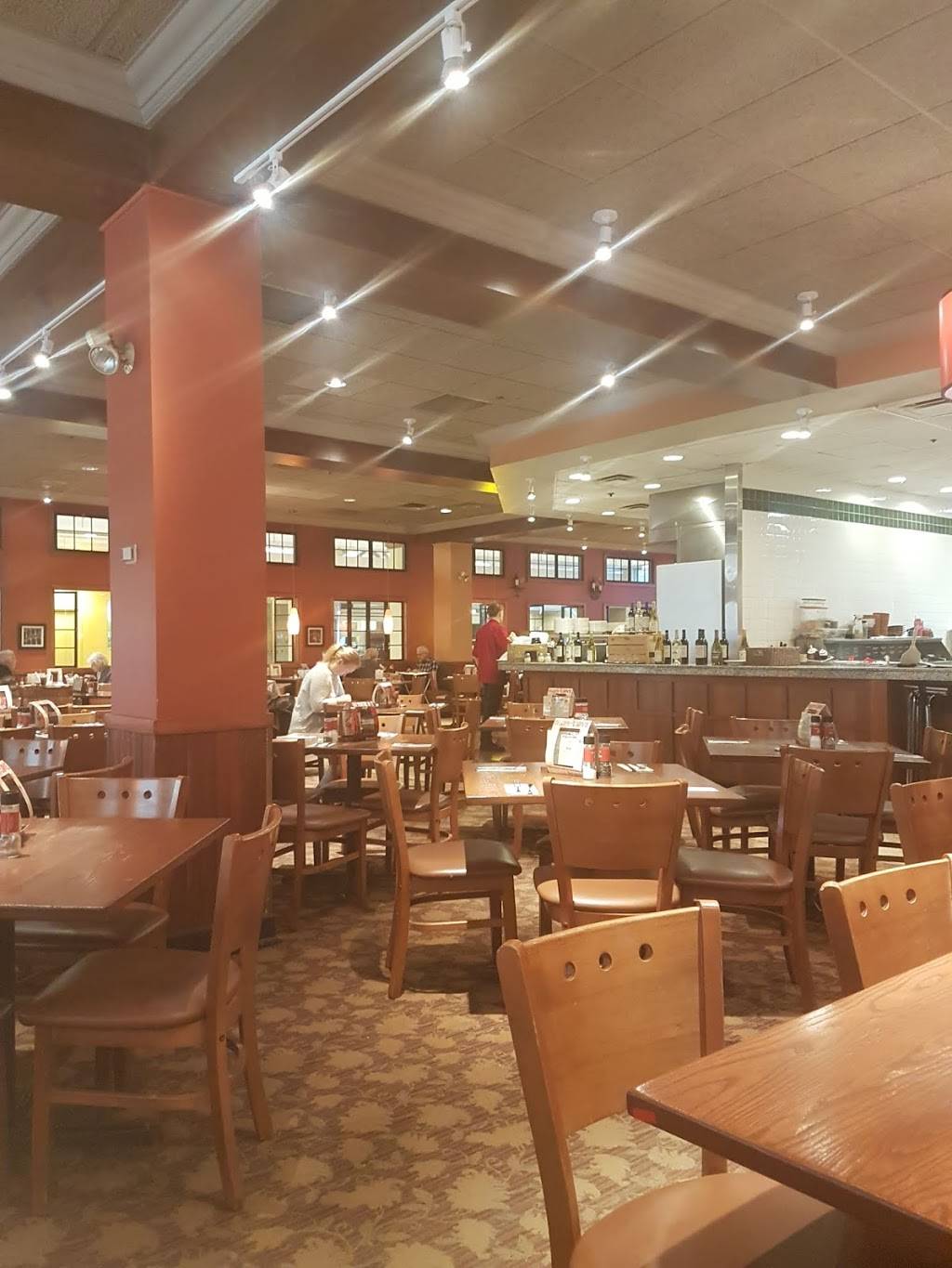 Bertuccis Italian Restaurant | restaurant | 275 Rockingham Park Blvd, Salem, NH 03079, USA | 6038903434 OR +1 603-890-3434