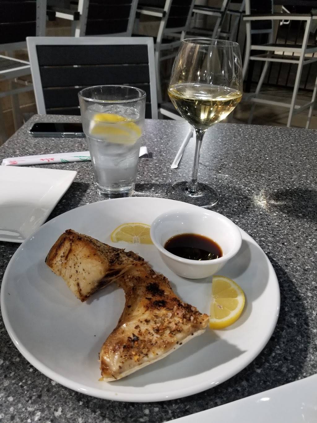 Fosters | restaurant | 311 S Oak St #100, Roanoke, TX 76262, USA | 6822377992 OR +1 682-237-7992