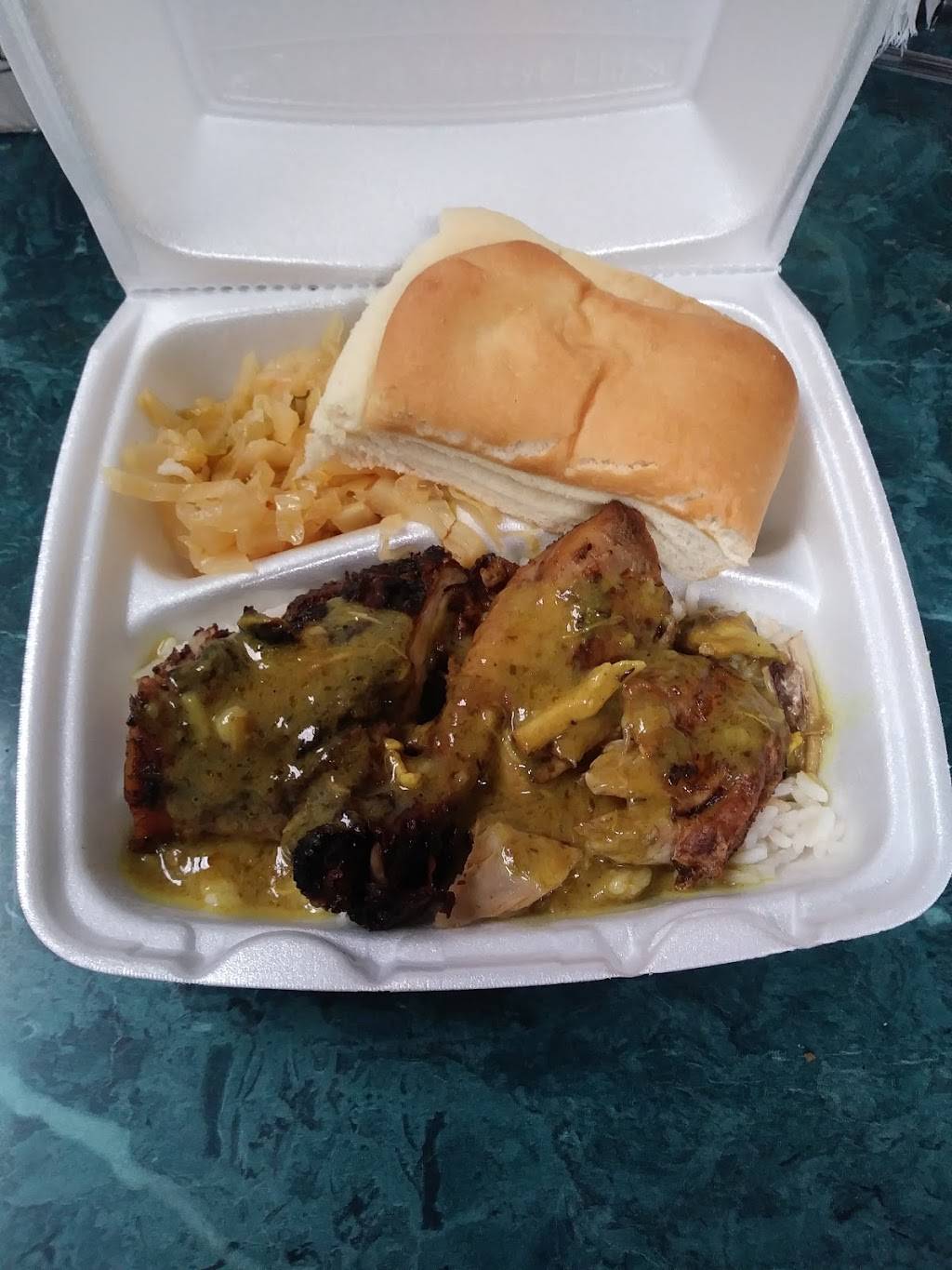 Scotch Bonnett Caribbean American Cuisine | restaurant | 3320 Greenmount Ave, Baltimore, MD 21218, USA | 4106170045 OR +1 410-617-0045