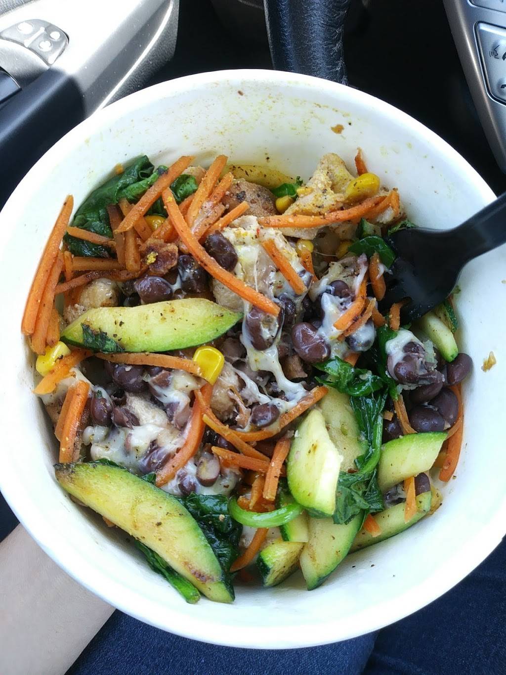 Farm Fresh Bowls Fresno | restaurant | 3042 E Campus Pointe Dr, Fresno, CA 93710, USA | 5593267141 OR +1 559-326-7141