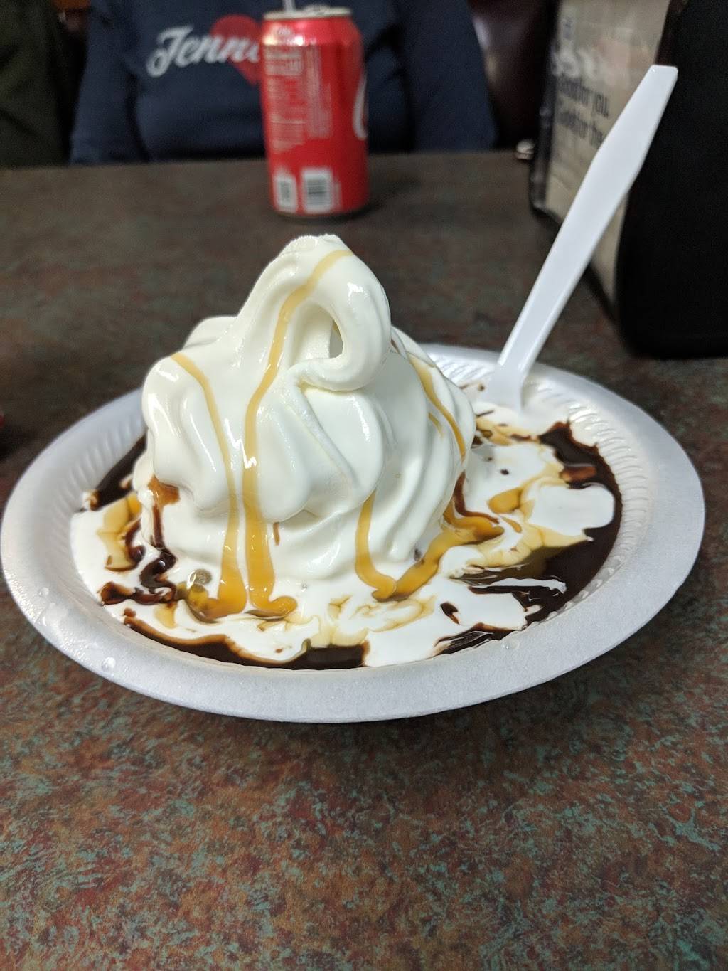 Speers Dairy Bar | restaurant | 20785 Seminary St, Hollow Rock, TN 38342, USA | 7312520500 OR +1 731-252-0500