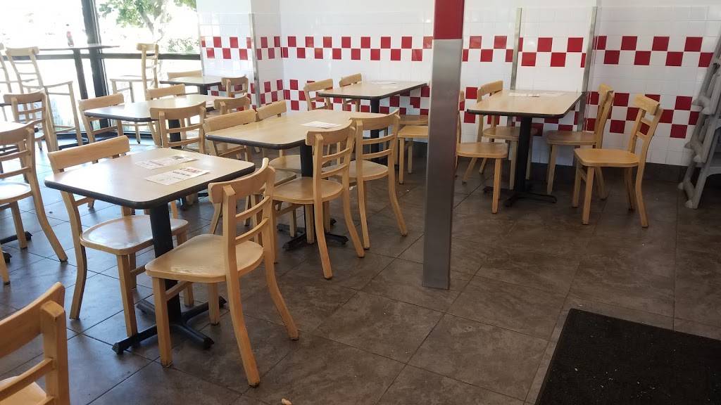 Five Guys | meal takeaway | 2050 8th Ave, West Linn, OR 97068, USA | 5035940812 OR +1 503-594-0812