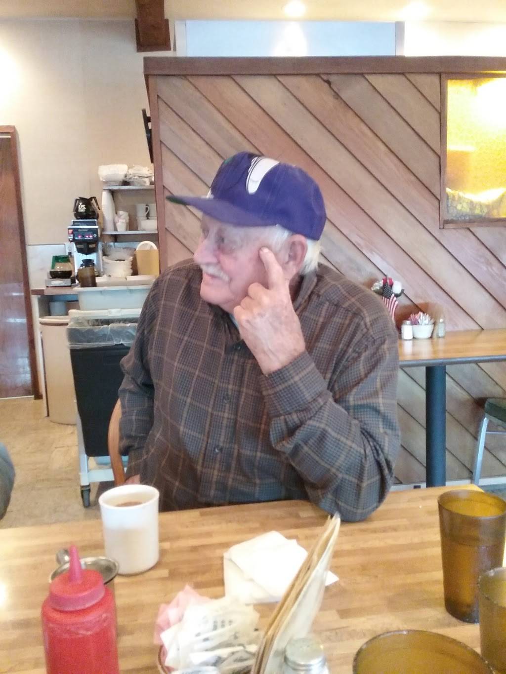 Mill Street Inn | restaurant | 200 Main St, Gaston, IN 47342, USA | 7653584707 OR +1 765-358-4707