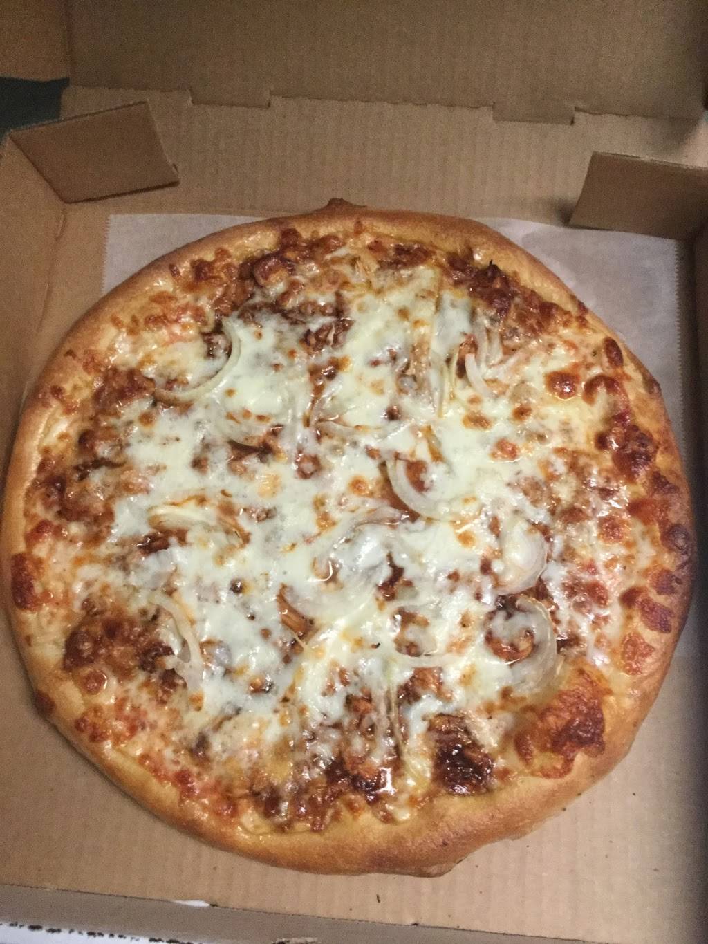 Queens Pizza & Subs | restaurant | 300 Old Virginia Ave, Rich Creek, VA 24147, USA | 5407268322 OR +1 540-726-8322