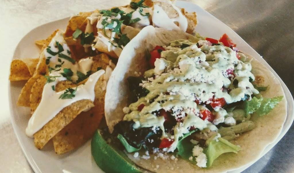 Shrubbs Street Eatery | restaurant | 128 S Main St, Fayette, IA 52142, USA | 5634228325 OR +1 563-422-8325