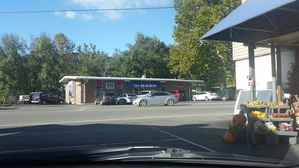 The Barn | restaurant | 101 Church St, Rich Creek, VA 24147, USA | 5407263660 OR +1 540-726-3660