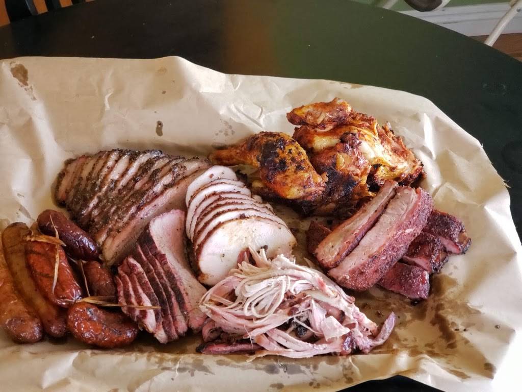 Cornerstone BBQ | restaurant | 271 E 6th St, Beaumont, CA 92223, USA | 9098065861 OR +1 909-806-5861