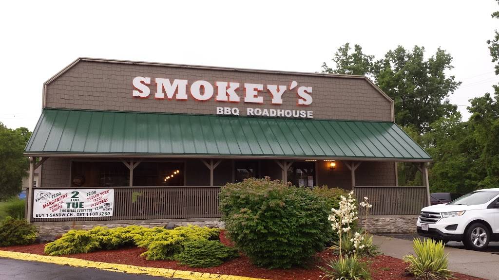 Smokeys BBQ Roadhouse | restaurant | 2092 Woodville Rd, Oregon, OH 43616, USA | 4197252888 OR +1 419-725-2888