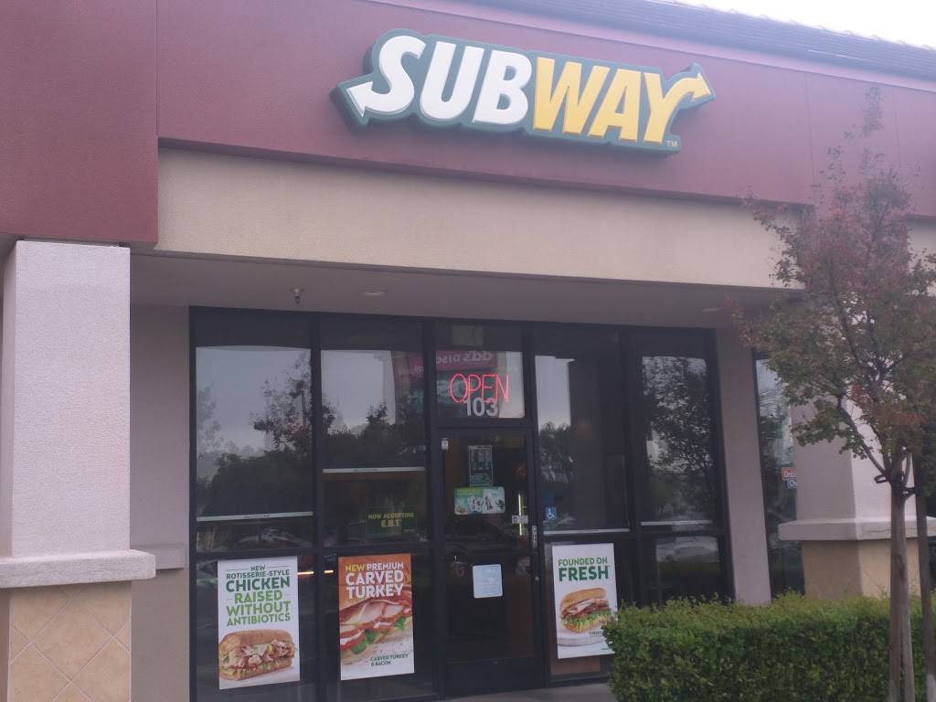 Subway | restaurant | 5673 E Kings Canyon Rd, Fresno, CA 93727, USA | 5592526775 OR +1 559-252-6775