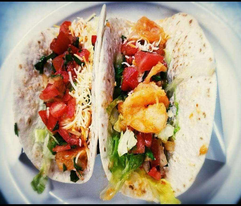 The Hangar Bar and Grill | restaurant | 1485 W 20th Ave, Oshkosh, WI 54902, USA | 9202337430 OR +1 920-233-7430