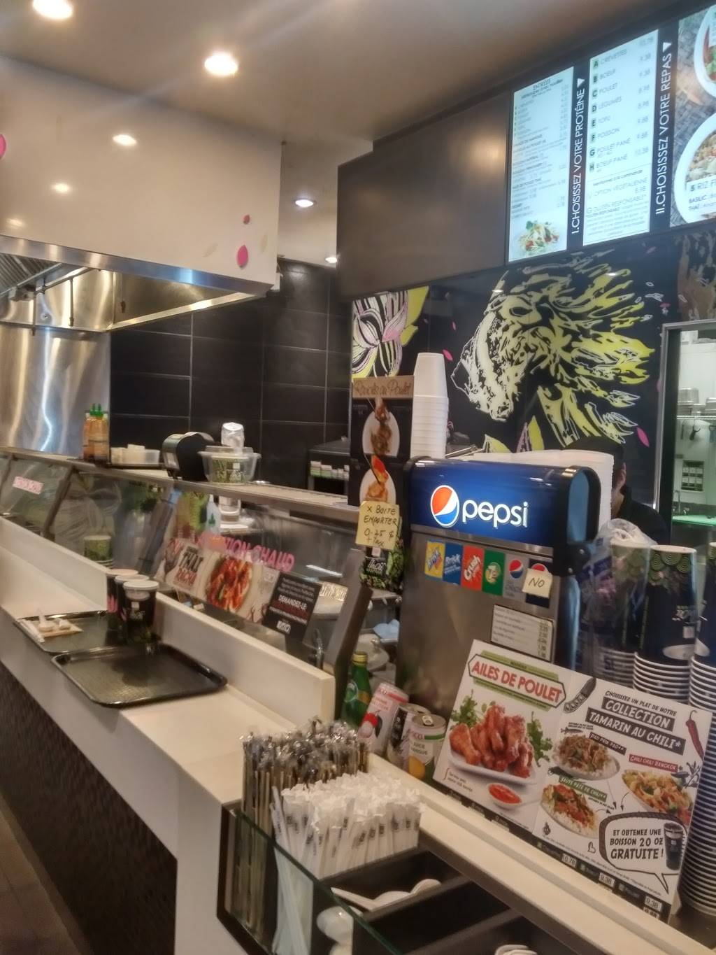 Thai Express | restaurant | Les Galeries Centre-Ville St-Bruno, 1307 Rue Roberval, Saint-Bruno-de-Montarville, QC J3V 5J1, Canada | 4504824398 OR +1 450-482-4398