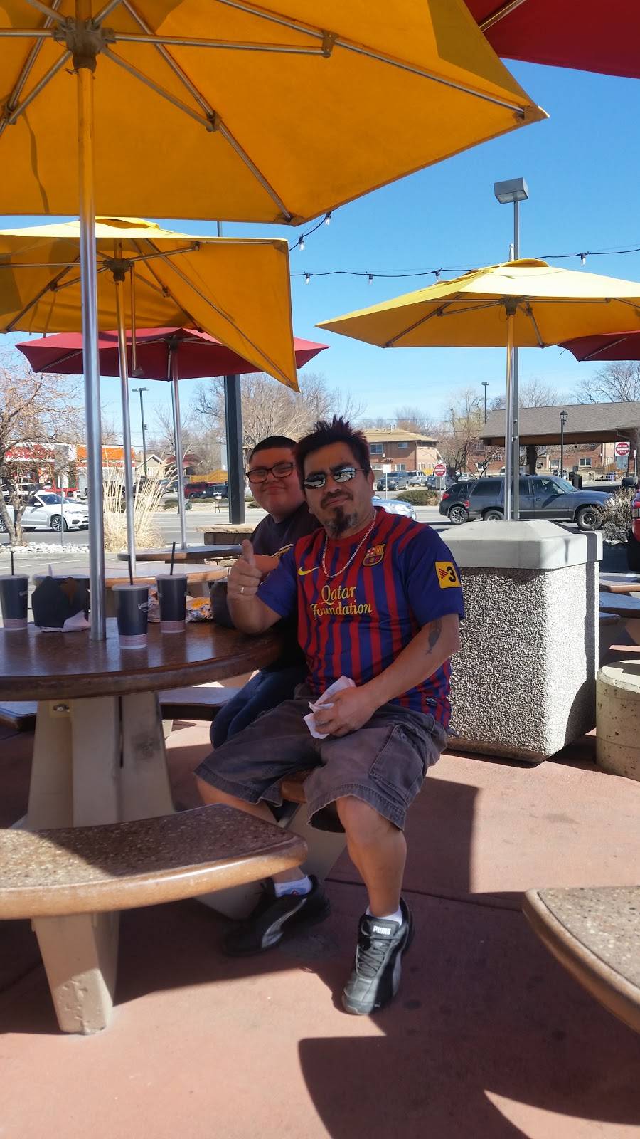 Good Times Burgers & Frozen Custard | restaurant | 2095 S Broadway, Denver, CO 80210, USA | 3037449711 OR +1 303-744-9711