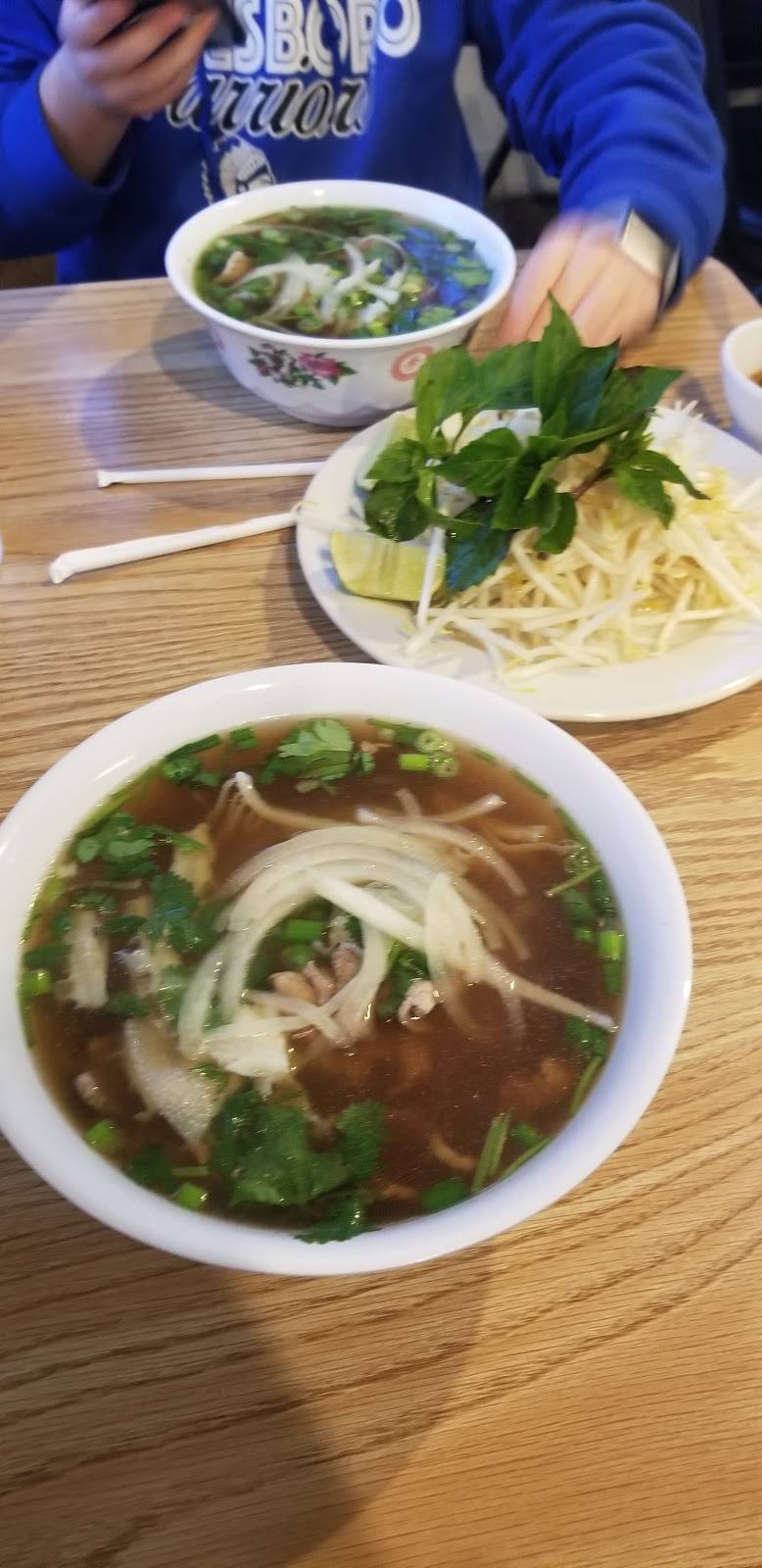 Pho Mekong House of Noodles | restaurant | 601 John St, Utica, NY 13501, USA | 3157977171 OR +1 315-797-7171
