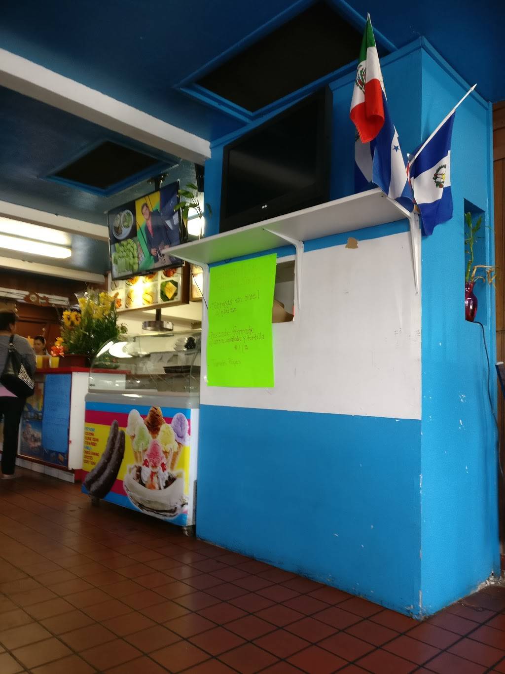 El Salvador Pupuseria Y Restaurante | restaurant | 3824 University Ave, San Diego, CA 92105, USA | 6192823018 OR +1 619-282-3018