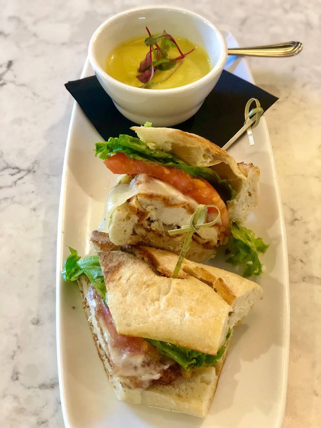 Stratus Restaurant & Bar | restaurant | 1100 Cadillac Ct, Milpitas, CA 95035, USA | 4082408000 OR +1 408-240-8000