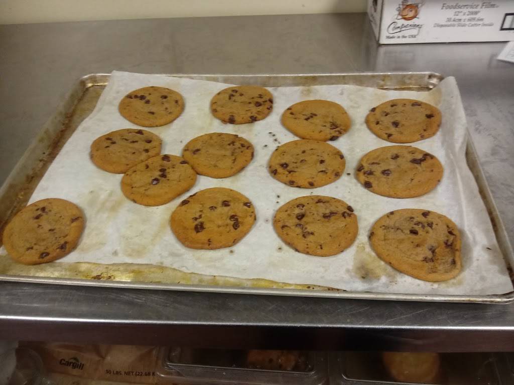 Lennys Grill & Subs | meal takeaway | 3799 E Shelby Dr, Memphis, TN 38118, USA | 9012498540 OR +1 901-249-8540