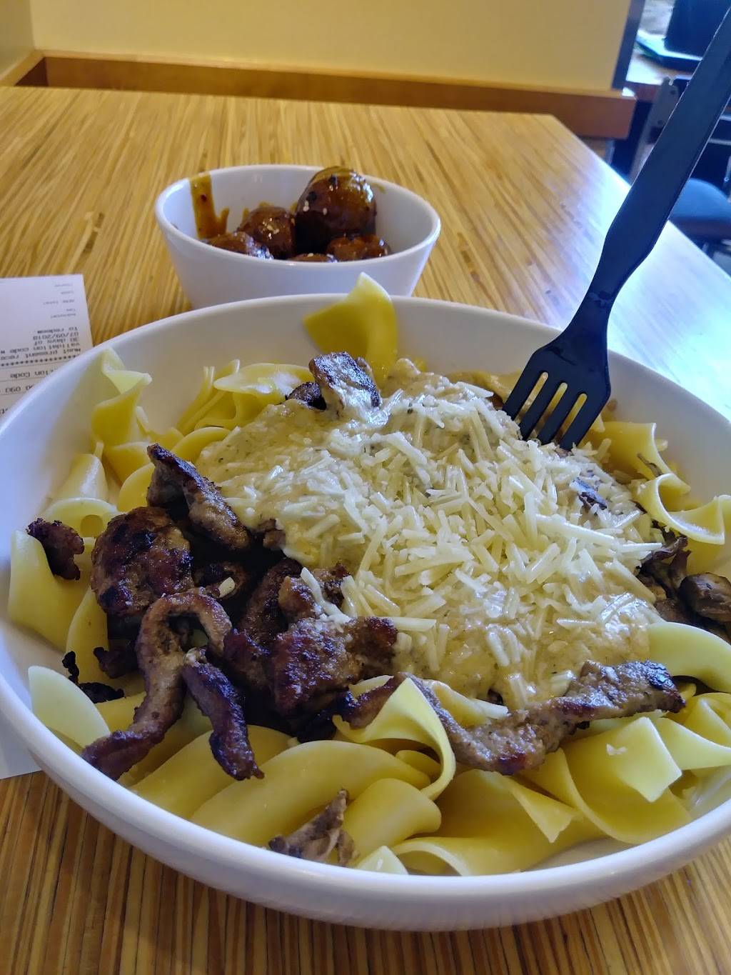 Noodles and Company | restaurant | 2000 N Clybourn Ave, Chicago, IL 60614, USA | 7738680990 OR +1 773-868-0990