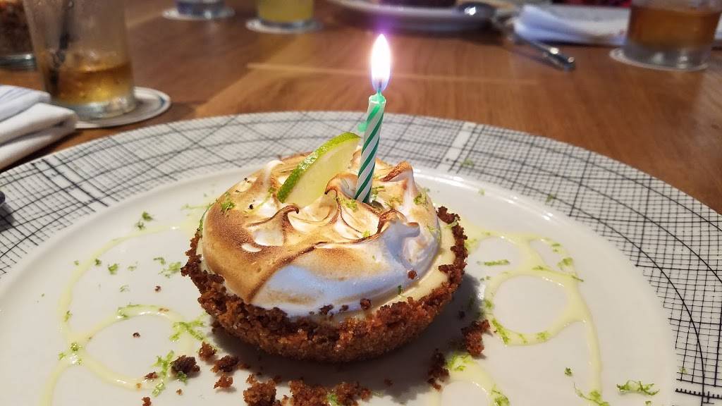 Salt Traders Coastal Cooking Zilker | restaurant | 1101 S MoPac Expy, Austin, TX 78746, USA | 7374840095 OR +1 737-484-0095