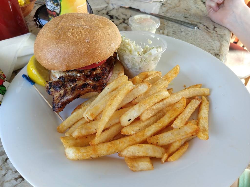 Smokin Oyster Brewery | restaurant | 340 Old San Carlos Blvd, Fort Myers Beach, FL 33931, USA | 2394633474 OR +1 239-463-3474