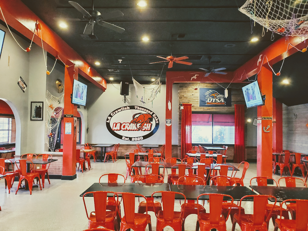 La Crawfish | restaurant | 2895 Thousand Oaks Dr, San Antonio, TX 78232, USA | 2103967617 OR +1 210-396-7617