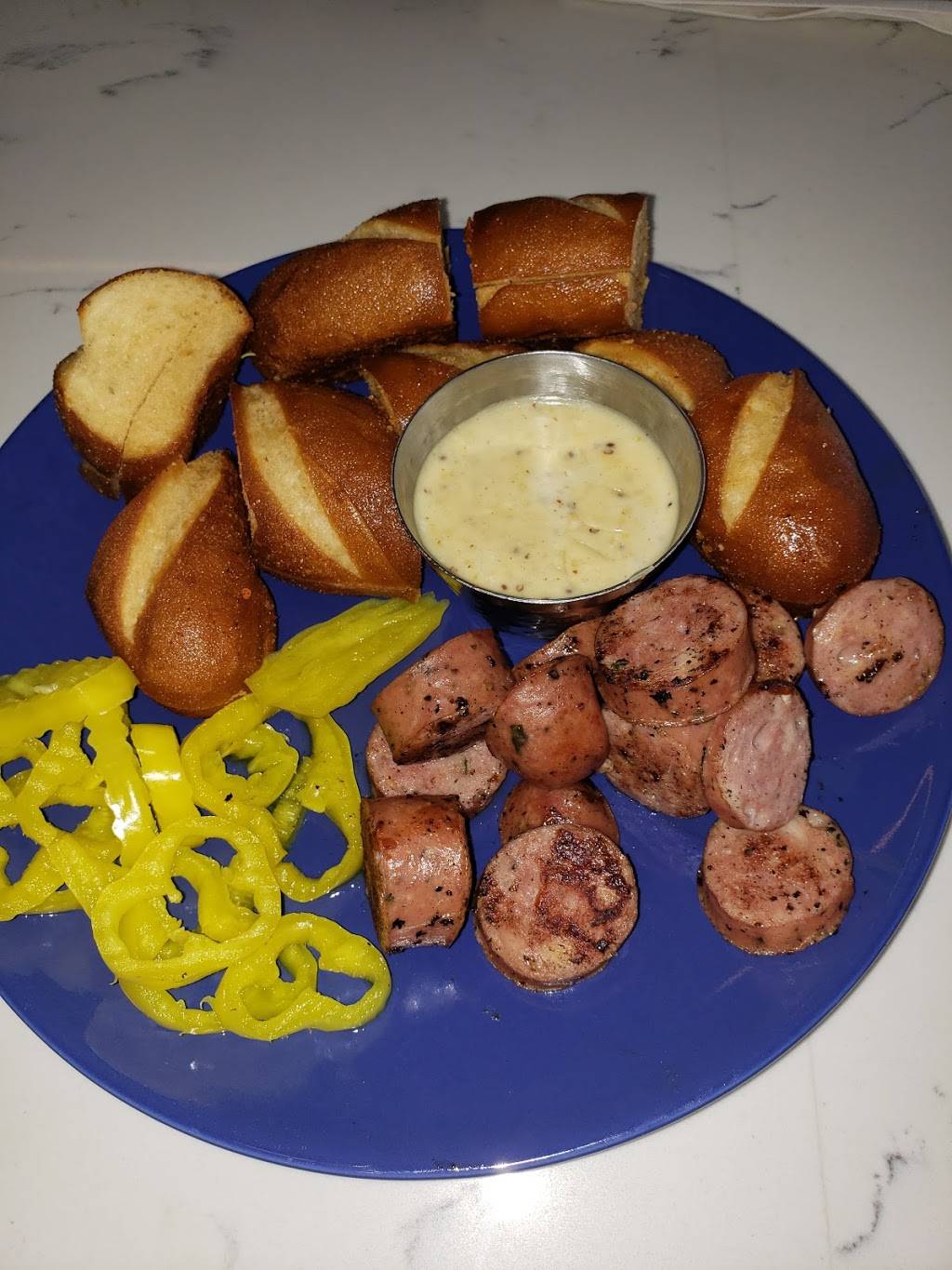 River North Public House | restaurant | 2115 Plainfield Ave NE, Grand Rapids, MI 49505, USA | 6162887888 OR +1 616-288-7888