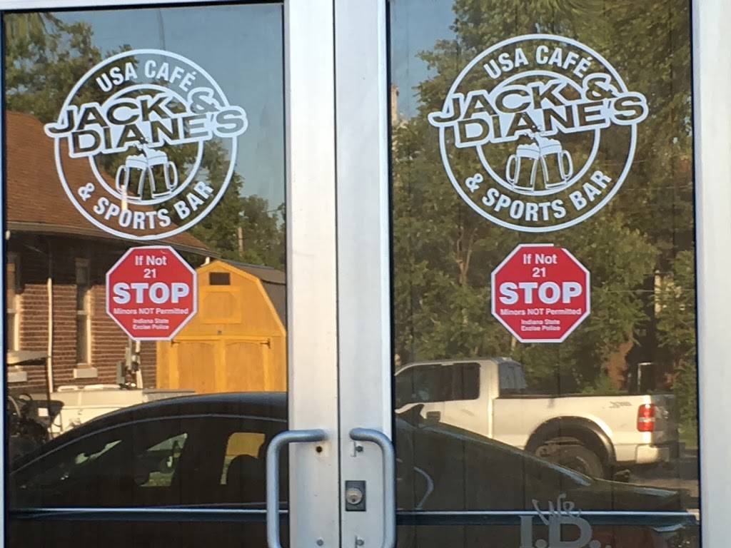 Jack and Diane’s USA cafe and Sports Bar | restaurant | 21 N Pearl St, Knox, IN 46534, USA | 5747722011 OR +1 574-772-2011