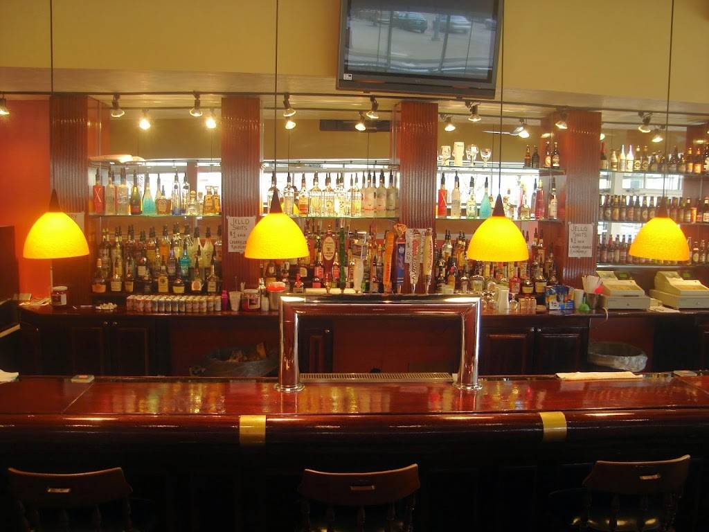 Capri Pizzeria and Bar | restaurant | 6001 Penn Ave #3922, Pittsburgh, PA 15206, USA | 4123631250 OR +1 412-363-1250