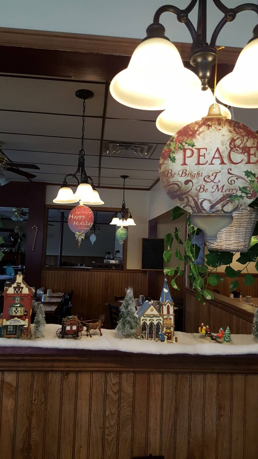 Corner Cafe | cafe | 101 N Broad St, Griffith, IN 46319, USA | 2199229596 OR +1 219-922-9596