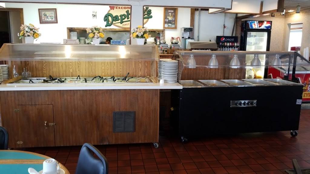 Daphnes Family Restaurant | restaurant | 720 Woodlawn Rd, Lincoln, IL 62656, USA | 2177351699 OR +1 217-735-1699