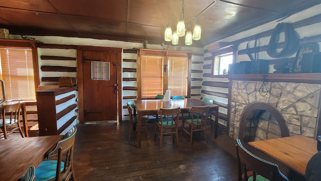 Log Cabin BBQ & Seafood | restaurant | 8304 Midland Trail Rd, Ashland, KY 41102, USA | 6063311037 OR +1 606-331-1037