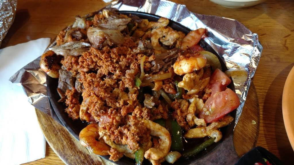 El Toro Mexican Bar & Grill | restaurant | 9190 N Main St, Dayton, OH 45415, USA | 9378324490 OR +1 937-832-4490